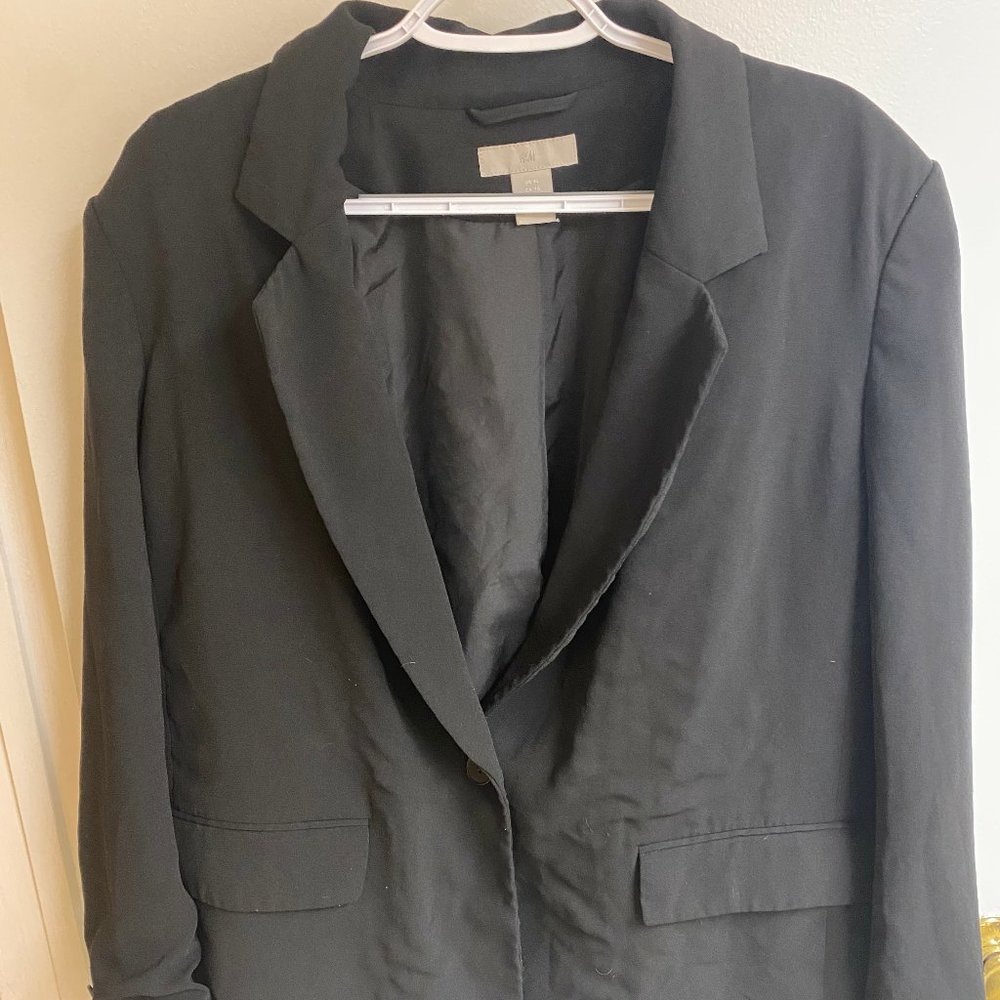 Black Classic H&M 3/4 Sleeve Suit Coat